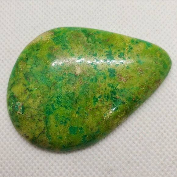Green Stone   - Picture 1 of 3